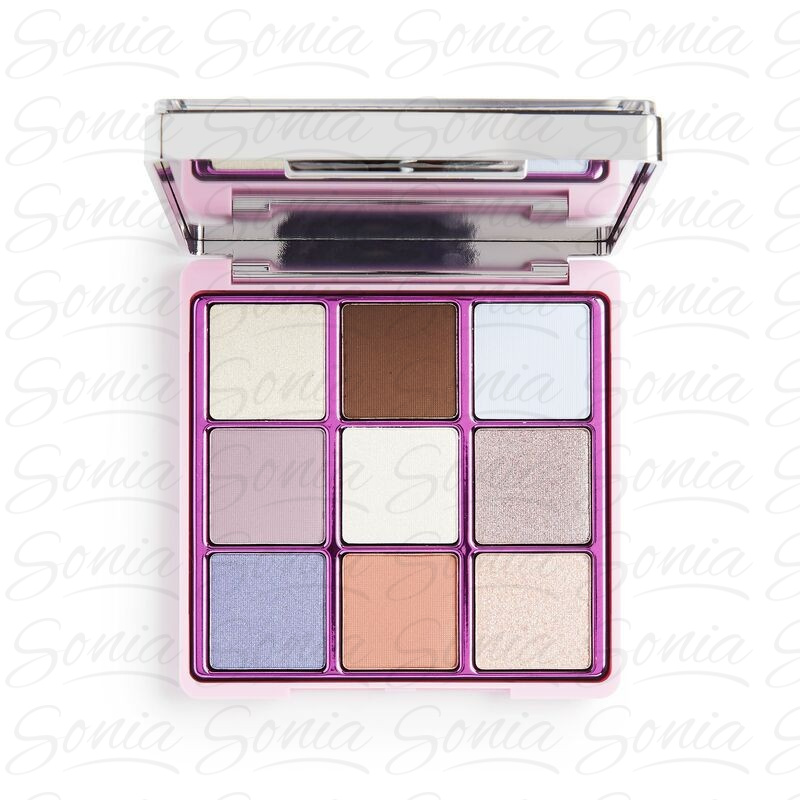 I Heart Revolution Snow Globe Palette Paletka cieni do powiek (9) Snowflake  1szt 5057566136976